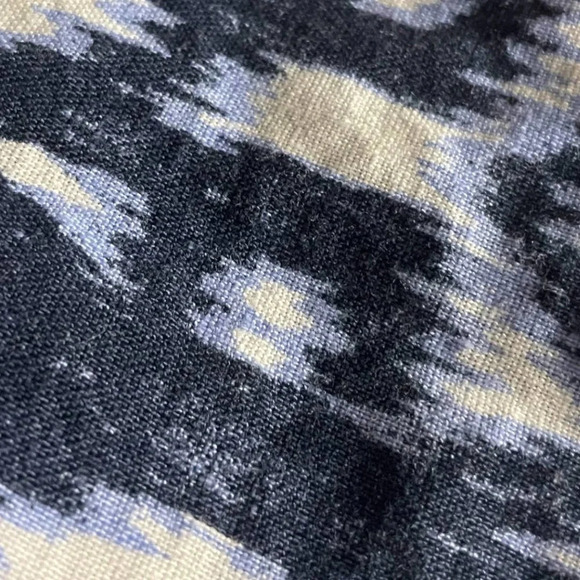 GAP Men's Blue & White IKAT Linen Short Sleeve Button Down Shirt Sz Large - Picture 7 of 12